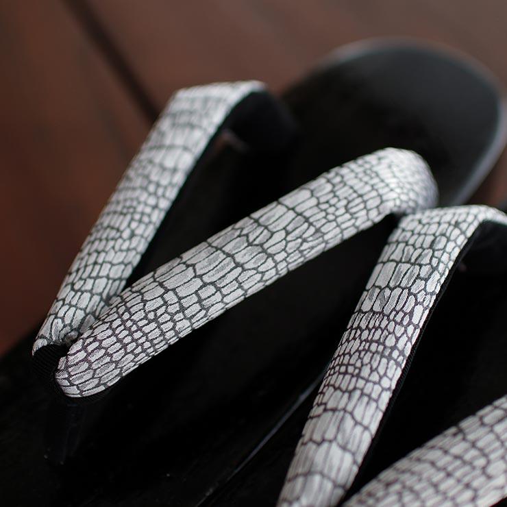 サテンジャガード 右近 黒捌き 下駄 (クロコ・グレー 85 105-377-501) レディース フリーサイズ 黒塗り 桐下駄 モダン 浴衣 ゆかた 夏きもの 単衣 撫松庵 fj506s - 画像 (9)